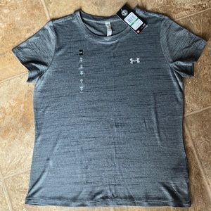 Under Armour women’s tee loose heat gear large